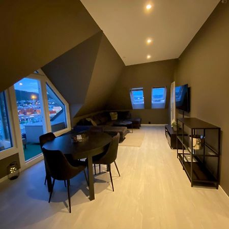 Апартаменты Penthouse With Private Balcony In The City Centre Of Берген Экстерьер фото